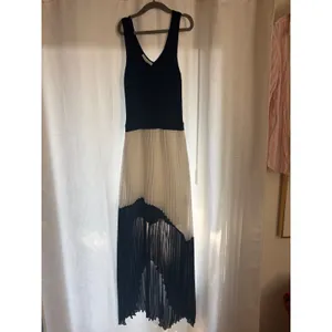 Maje Paris Ruddy Ribbed Plissee Colorblock Midi Dress Size 1 Small thumbnail 2