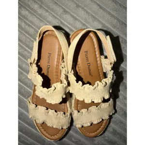 Pierre Dumas Women's Beige Wedges Size 6 thumbnail 2