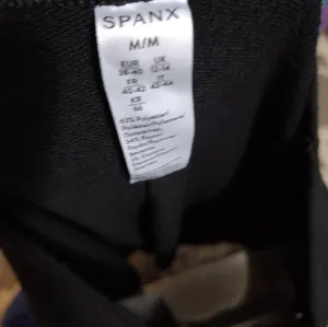 SPANX black medium weight crewneck pullover thumbnail 4