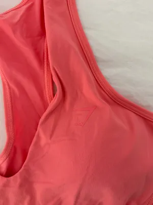 Gymshark Top thumbnail 3