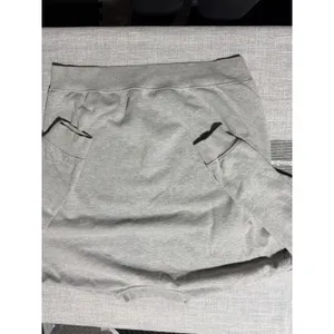 NBA‎ Milwaukee Bucks Basketball Graphic Crewneck Sweatshirt Gray Womens Medium thumbnail 4