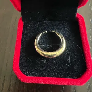 Elegant Gold Band Adjustable Ring Size 7 thumbnail 2