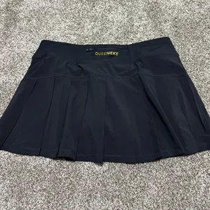 Queenieke Black Pleated Skirt thumbnail 5