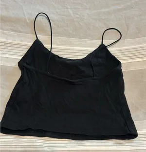 PacSun Black Top Crop thumbnail 1