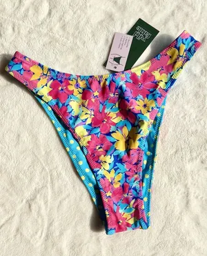 NWT Wild Fable Reversible Floral Mid Rise High Leg Cheeky Bikini Bottom - XS thumbnail 1