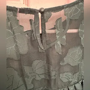 Amazon brand green lace short sleeved top thumbnail 6