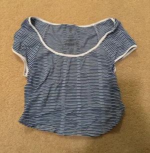 Free people Top thumbnail 1