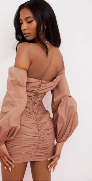 HOUSE OF CB 'Indra' Mocha Off‎ The Shoulder Wrap Mini Dress NWOT Size S thumbnail 1