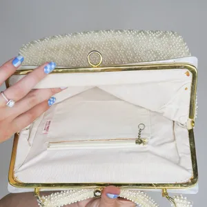 Vintage 60s White Hand Made Beaded Purse - Made in Hong Kong thumbnail 6