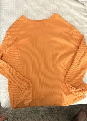 American Eagle long sleeve thumbnail 1