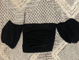 Black going out top thumbnail 1
