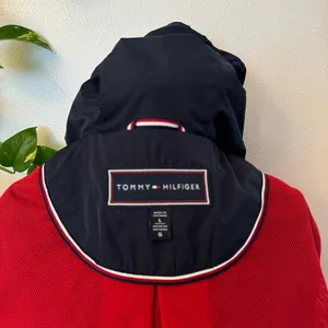 Tommy Hilfiger Women's Hooded Windbreaker Jacket thumbnail 8