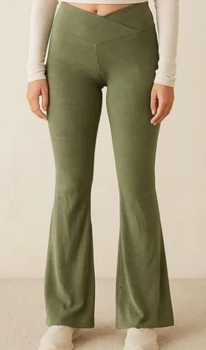 Green Aerie Flare Leggings thumbnail 1