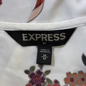 Express Floral Flutter Sleeve Tie Back Crop Top White Red Orange Size M thumbnail 5