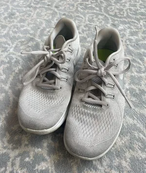 Nike Sneakers thumbnail 1