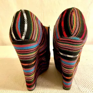 Charlotte Russe Black Colorful Wedge Heel Aztec Open Toe Shoes Women Sz 6 thumbnail 6