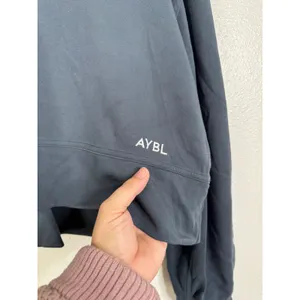 AYBL Womens Cropped Sweatshirt Large Charcoal Gray Activewear Crewneck Pullover thumbnail 3