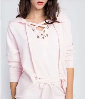 Wildfox Hutton Sweatshirt Hoodie in Seahell Pink size medium relaxed cozy thumbnail 1
