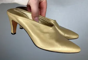 Petra Gold Metallic Leather Pointed Toe Mules Made in Italy Womens‎ 6.5 M thumbnail 1