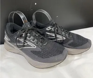 Brooks Levitate GTS 6 Women's Black Running Shoes/Sneakers Size 8 SKU 5757 thumbnail 1