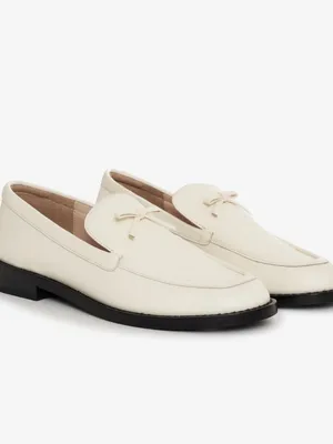 For Love & Lemons Helena Cream Leather Bow Loafers 39 US 8.5 NWOT thumbnail 2