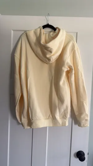 Comfrt Small Signature Hoodie in Buttercream thumbnail 4