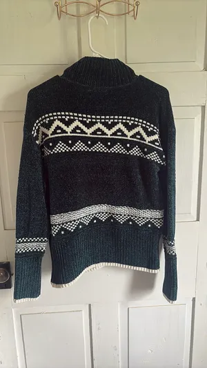 Sweater thumbnail 3