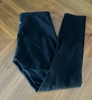Lululemon Wunder Under Leggings thumbnail 1