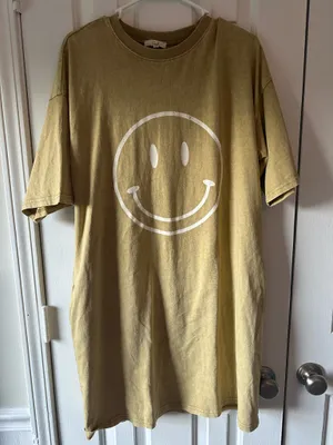 Easel T-Shirt Dress thumbnail 1