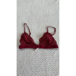 Victoria's Secret Burgundy Floral Lace Triangle Bralette Unlined Small S/P thumbnail 2