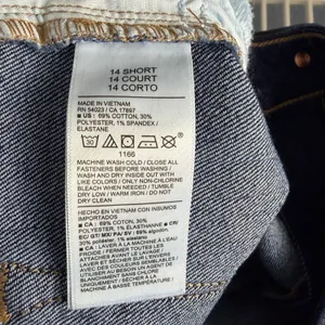 Old Navy Mid-Rise Wow Boot-cut Dark Wash Jeans Denim Casual NWT Size 14 Short‎ thumbnail 10