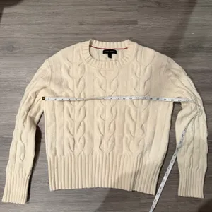 Banana Republic ITALIAN MERINO CABLE-KNIT SWEATER Size S thumbnail 6