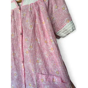House Dress Pink Gingham Daisy Snap Front Quilted Yoke Floral Cottagecore XL thumbnail 3