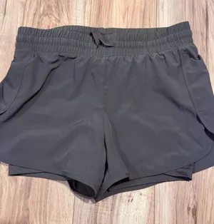 Athletic shorts Gray Size M thumbnail 1