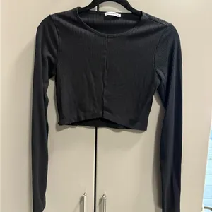 Reformation Black Fitted Long Sleeve Crop Blouse! Small women’s thumbnail 1