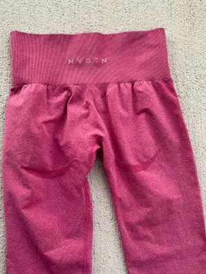 NVGTN Seamless High Waisted Leggings raspberry Medium Gym Activewear thumbnail 4