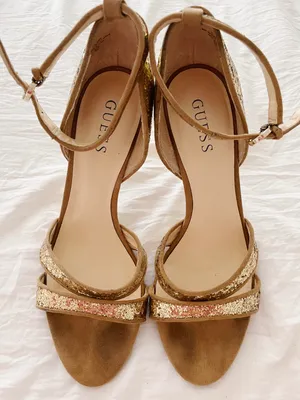 Guess Gold Heels thumbnail 4