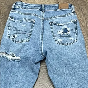 American Eagle Strigid Ripped Mom Jean Straight Leg Distressed High Rise Festival Womens 00R thumbnail 11