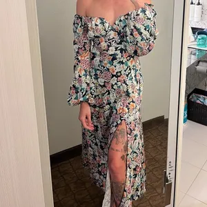 Missguided Floral Midi Dress thumbnail 7