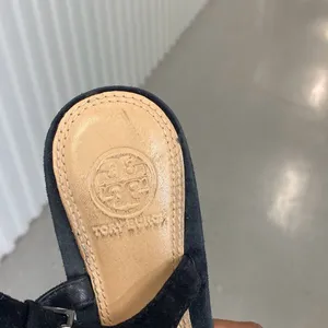 Tory Burch sandals, women’s size 8.5 thumbnail 4