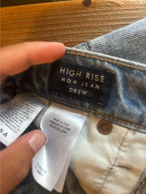 Lucky Brand High-Rise Mom Jeans Drew thumbnail 2