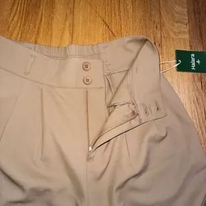 Halara Flex High Waisted Zipper Pocket Shirred Straight Work Pants Beige S NWT thumbnail 10