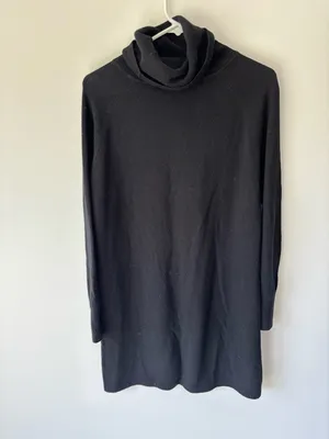 Quince Mongolian Cashmere Black Turtle Neck Sweater Dress Knit Quiet Luxury Cozy thumbnail 8