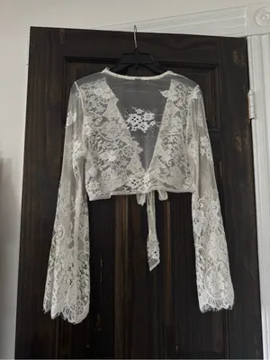 Sheer Lace Tie-Front Cropped Top - Off White thumbnail 4