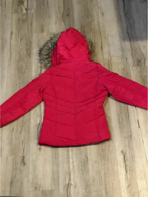 **SALE TODAY ONLY** DKNY pink hooded puffer jacket with faux fur trim thumbnail 6