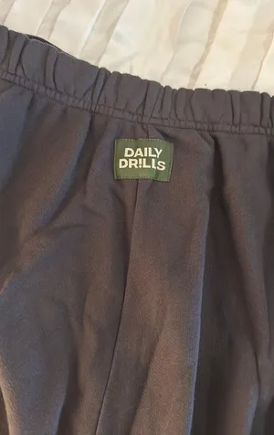 Daily Drills Sweat Shorts in Vintage Black thumbnail 3