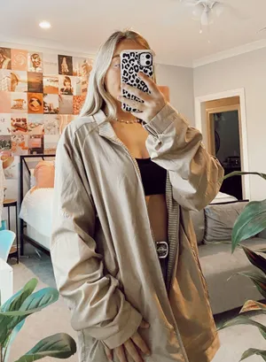 Nike tan  reversible jacket thumbnail 1