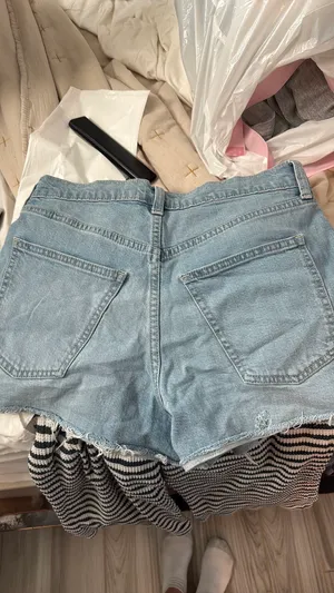 Universal Threads Jean shorts thumbnail 3