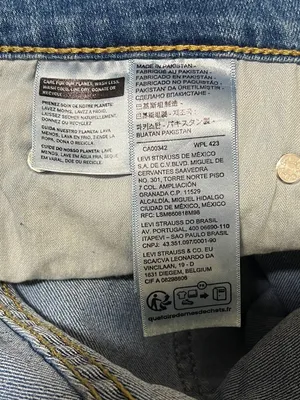 Levi’s 726 High-Rise Flare Split Hem Jeans 32 Everyone's a Winner Medium Wash thumbnail 4