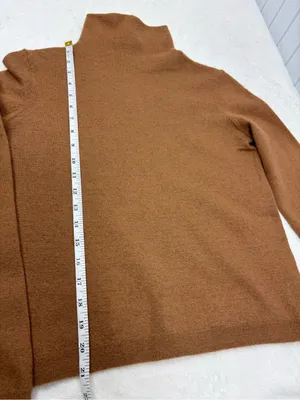VINCE Lightweight Boiled 100% Cashmere Classic Turtleneck Size XS thumbnail 10